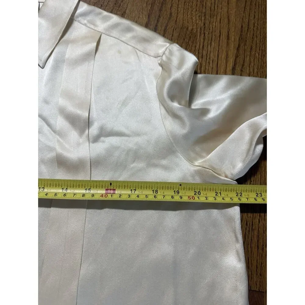 Need Clean!! Vintage CHANEL Boutique Silk Blouse Gold CC Buttons Size L C19